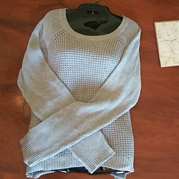 Aeropostale sweater - Picture 3 of 6